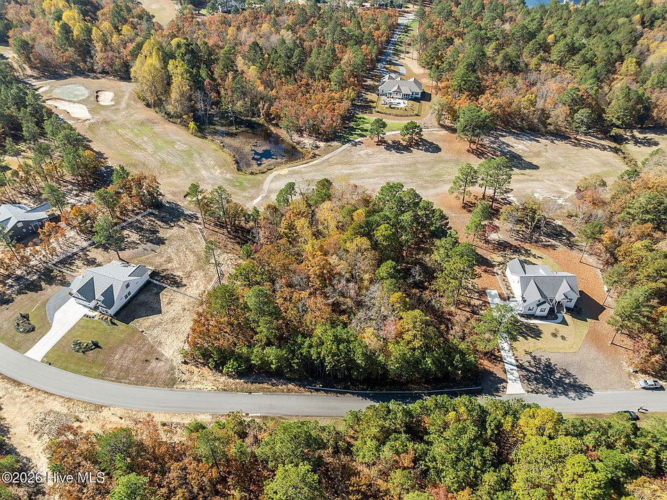 1st image of 100 Woodland Circle