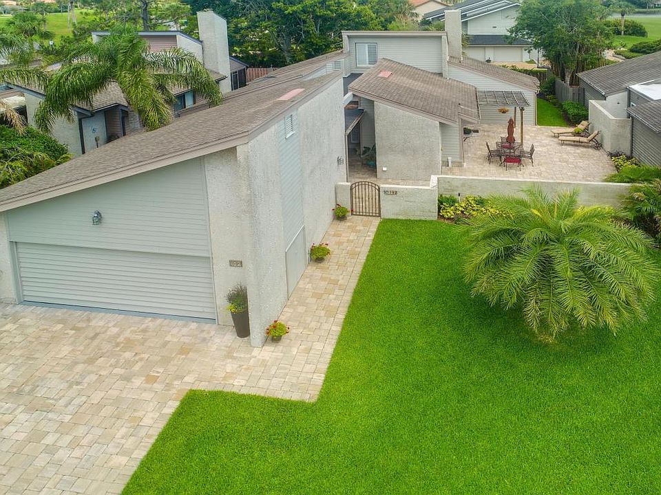 1st image of 102 Lake Julia Dr N