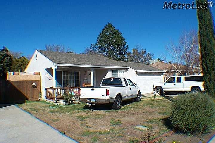 1st image of 3045 Princeton Ave