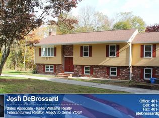 307 Wilbur Ave, Cranston, RI 02921