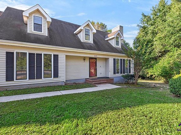 4th image of 225 Blue Ridge Ln