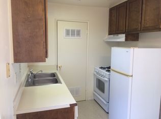 240 W Robertson Rd APT C, Ridgecrest, CA 93555