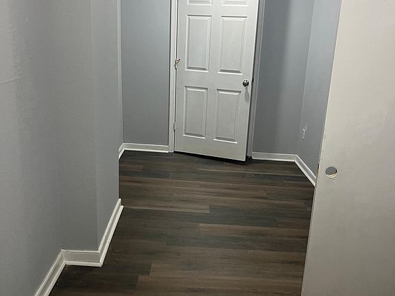4th image of 1017 Chestnut Aly