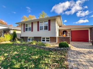 157 Singleton Dr, Belleville, ON K8N 5H4