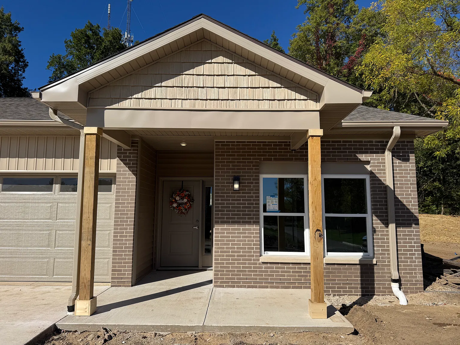 2 bed, 1070 sqft, $4,300 — Photo 3