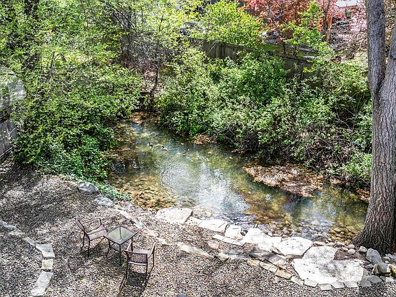 2nd image of 665 E Parkway Ct