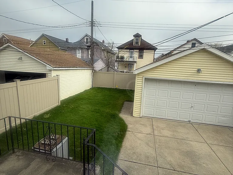 23 Stratford Rd #1 — Photo 9