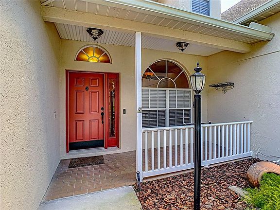 5th image of 9701 Bay Colony Dr