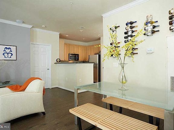 4th image of 2301 25th St S #4106