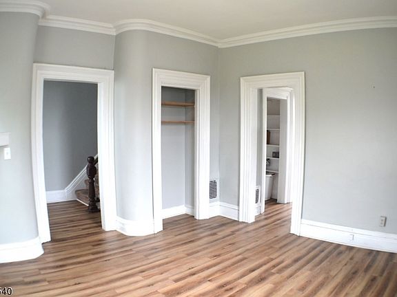 5th image of 1800 Front St #4
