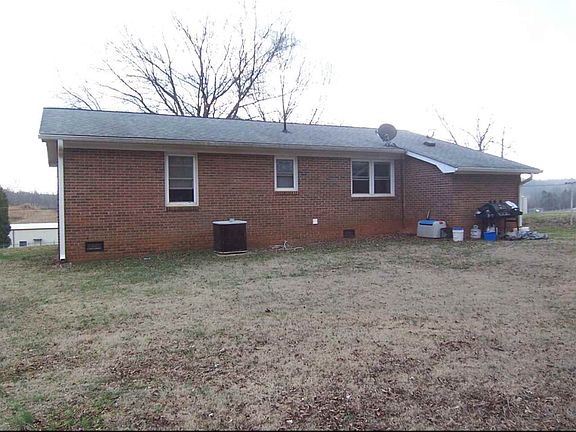 4th image of 428 Casar Lawndale Rd