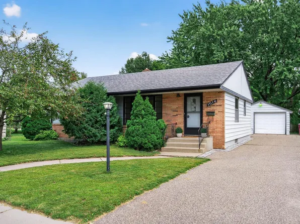 1016 Bidwell St, West Saint Paul, MN 55118