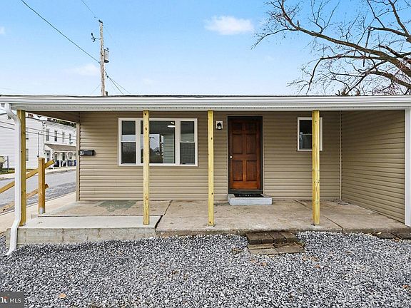 4th image of 47 E High St