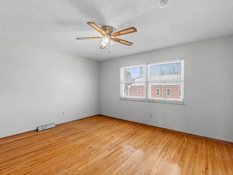 2606-2608 Eltarose Dr — Photo 20