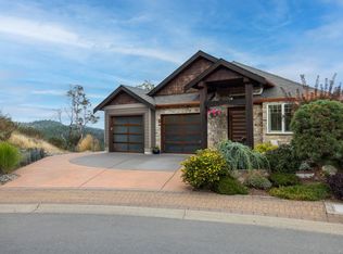2027 Hedgestone Ln, Langford, BC V9B 6V2