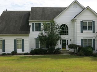 12 Meadow Run Rd, Milford, NJ 08848