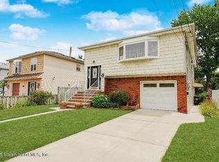 335 Simonson Ave, Staten Island, NY 10303