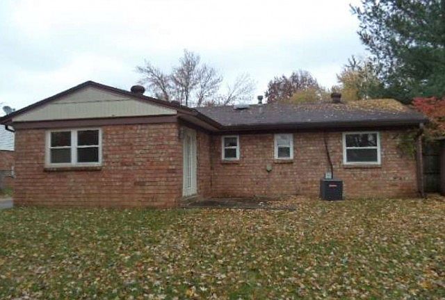 2nd image of 11808 Mondamon Dr
