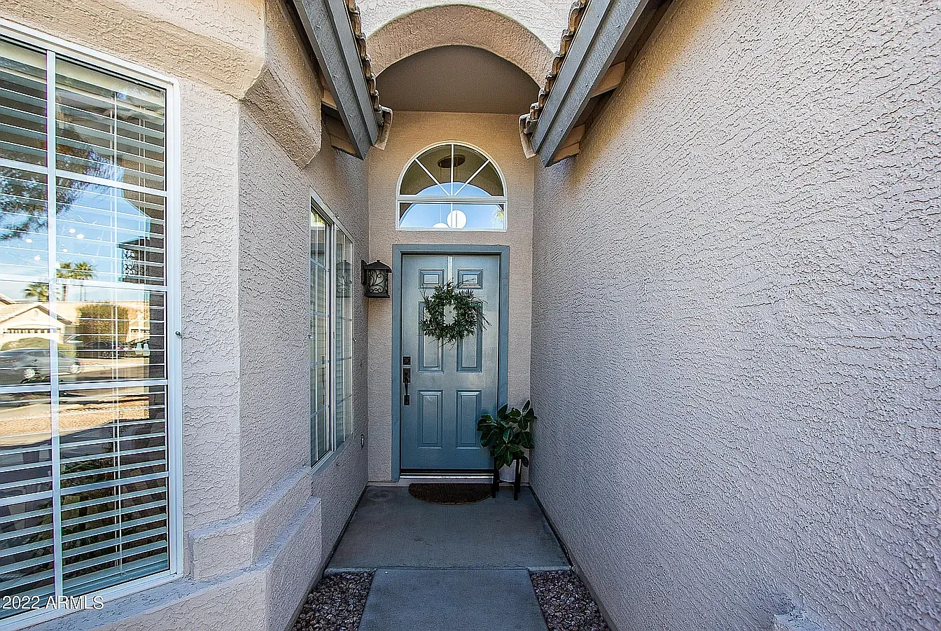 3 bed, 1548 sqft, $2,550 — Photo 2
