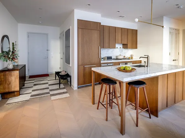 115 York St #8A, Brooklyn, NY 11201