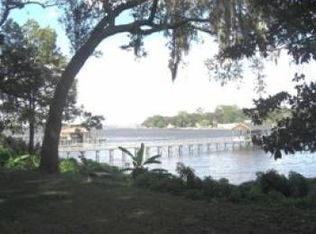 5027 River Point Rd, Jacksonville, FL 32207