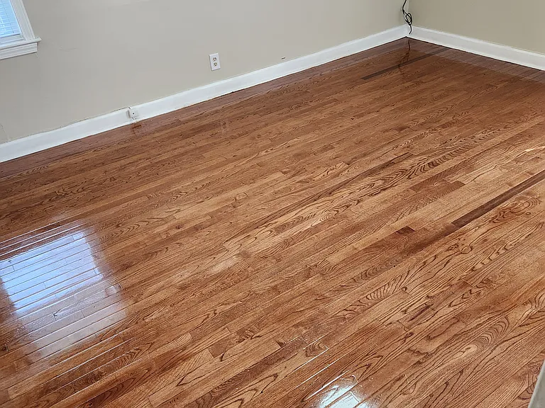 2000 Emerson Ave — Photo 2