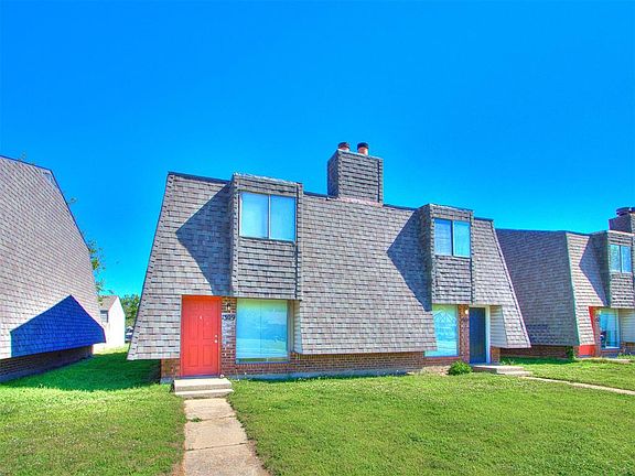 2nd image of 1309 Eastgate Dr #1311