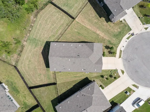 15212 Purple Drop Cv, Del Valle, TX 78617