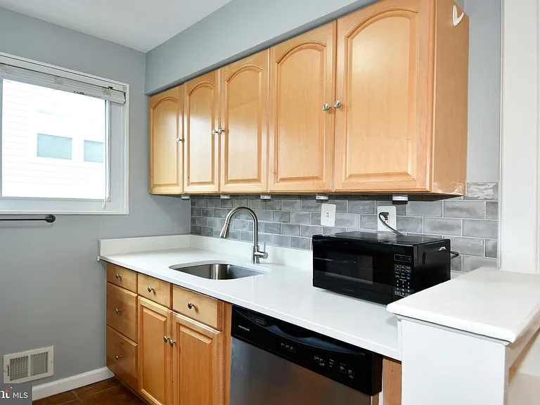 4710 Queensbury Rd #2 — Photo 12