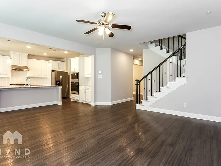 3113 Damsel Sauvage Ln — Photo 9