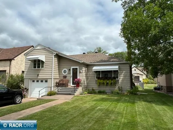 1920 9th Ave E, Hibbing, MN 55746