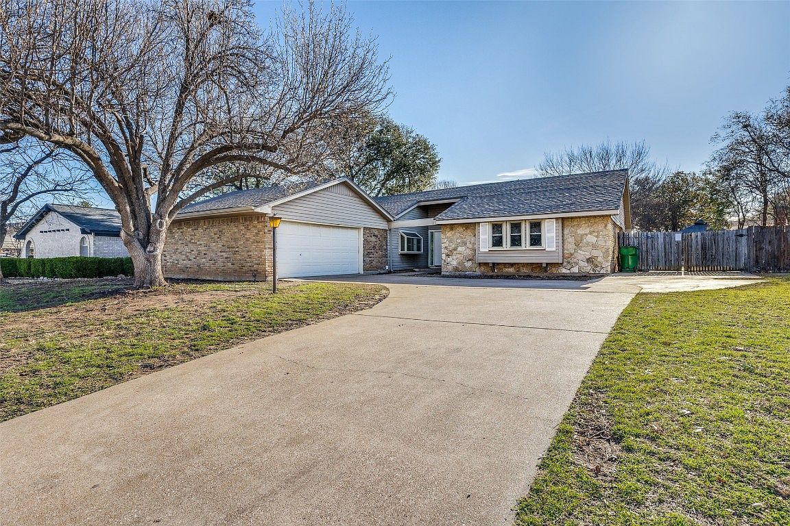 6401 Lavano Dr, Edgecliff Village, TX 76134 Zillow