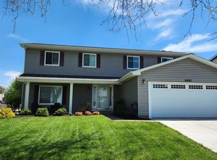 6693 Foxtree Ave, Woodridge, IL 60517