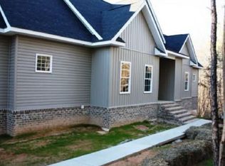 242 Turk Creek Estates Dr, Forsyth, GA 31029