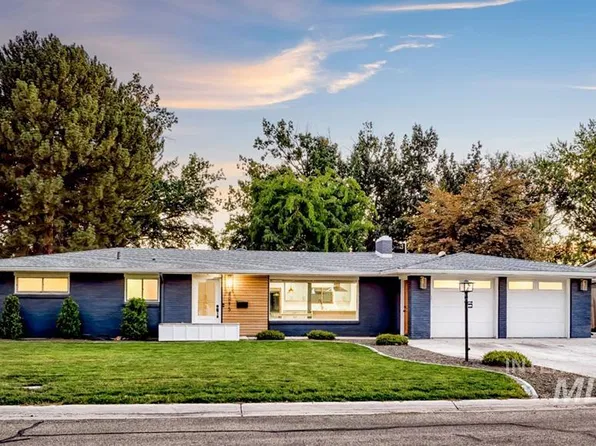 4015 W Hillcrest Dr, Boise, ID 83705