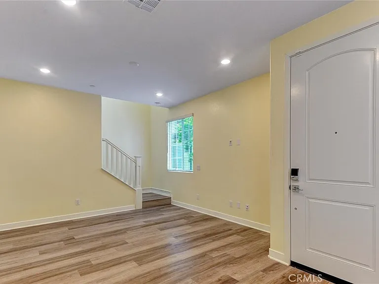 535 Embrook Way — Photo 13