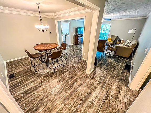 2nd image of 4921 N Arbor Woods Ct APT 108