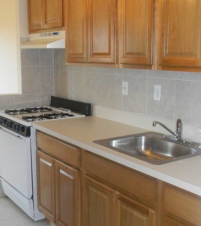2nd image of 111 Chestnut St