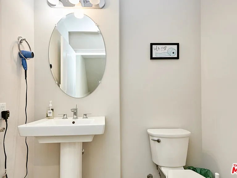 9831 Alburtis Ave #37 — Photo 10