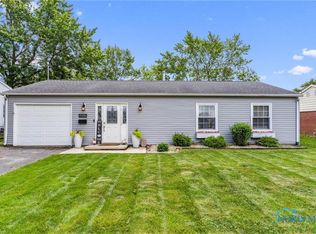 1205 Vincent St, Findlay, OH 45840