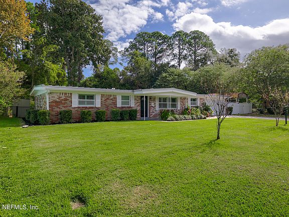 2nd image of 3715 CAVANAUGH Drive