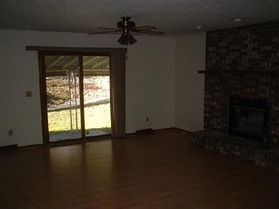 4th image of 6922 Karen Dr