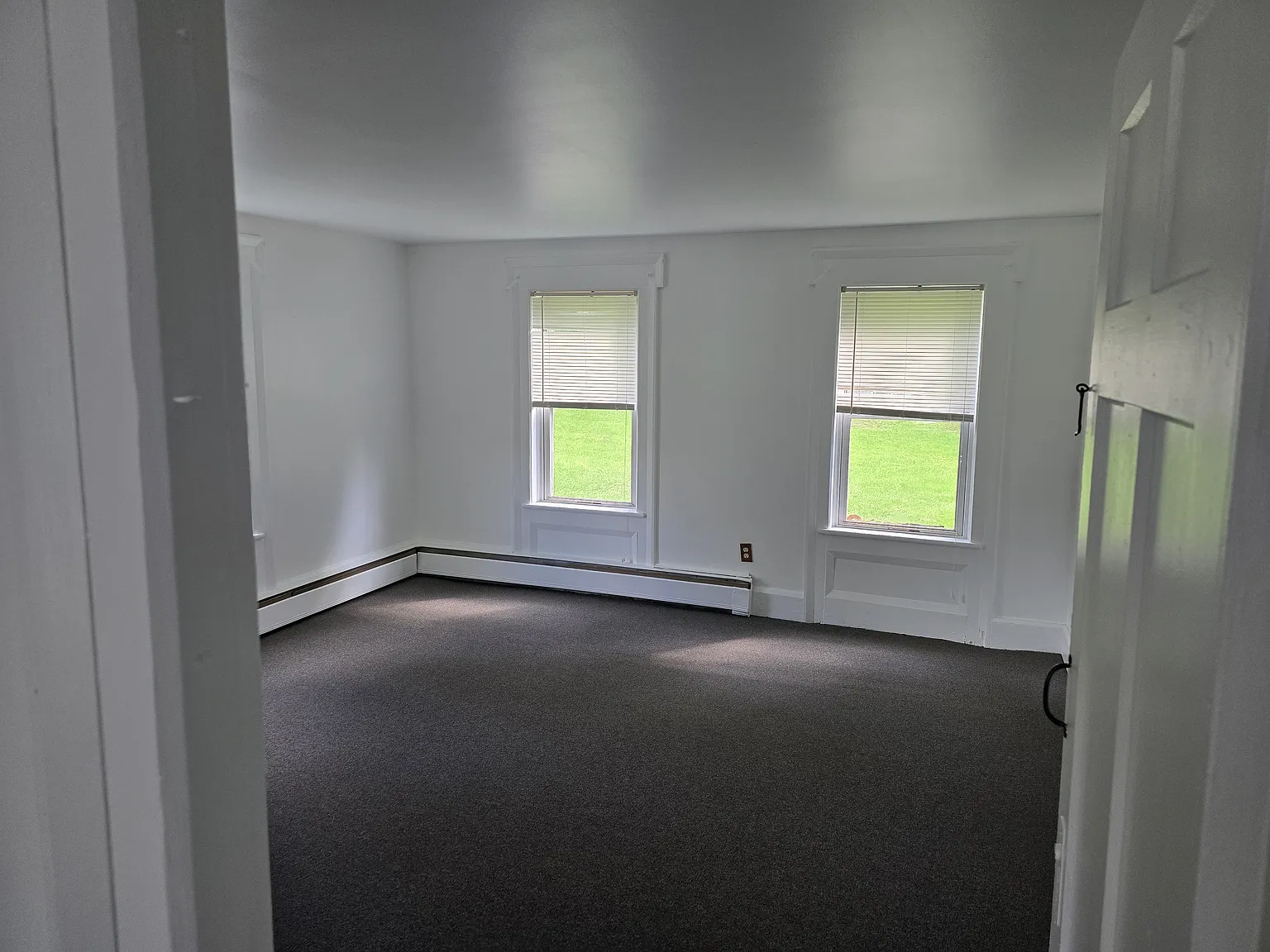 1 bed, $1,000 — Photo 2