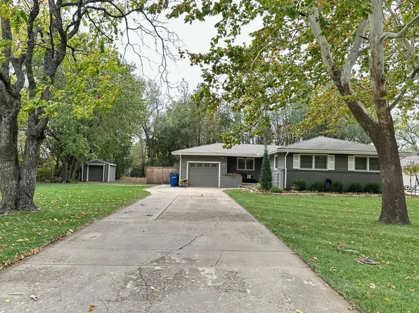 2310 Moyle St, Augusta, KS 67010
