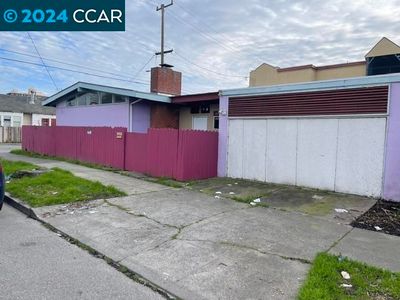 2433 E 15th St, Oakland, CA, 94601