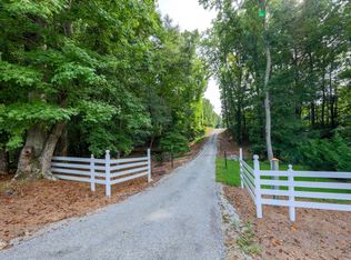 225 Crooked Creek Trl, Canton, GA 30115