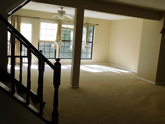 5th image of 1658 Shady Cove Ln