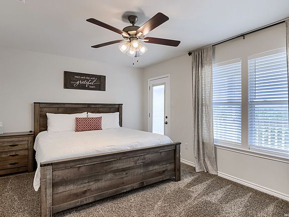 4th image of 2531 CANYON LAKE FOREST DR