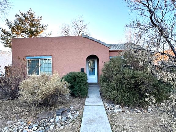2nd image of 321 Hermosa Dr NE