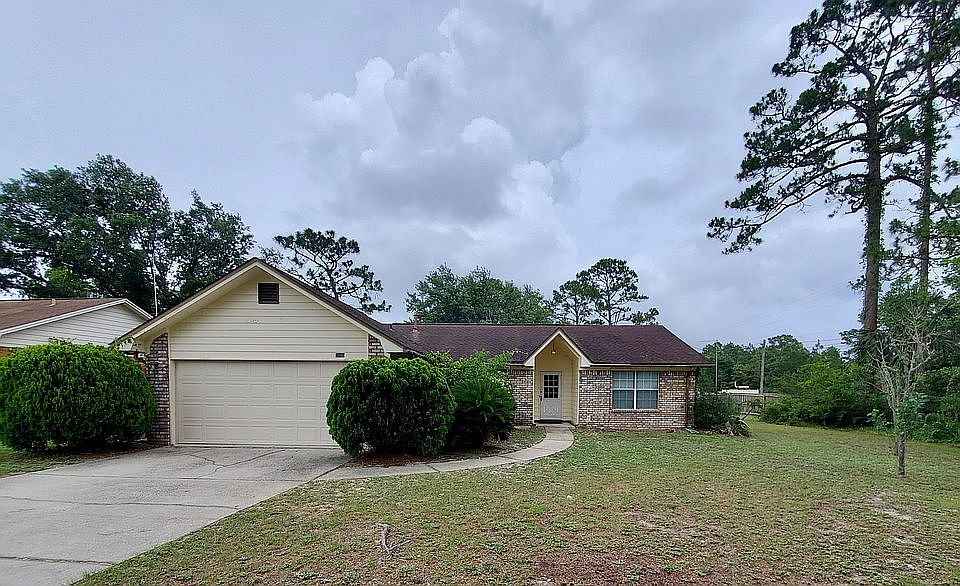 1st image of 2000 Coral Creek Dr